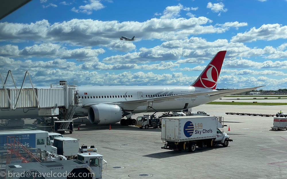 Review Turkish Airlines 787 Business Class Chicago to Istanbul