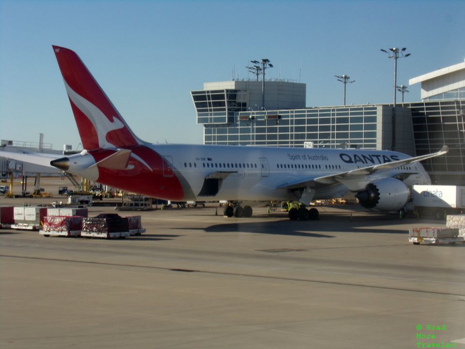 Qantas B787-9 at DFW