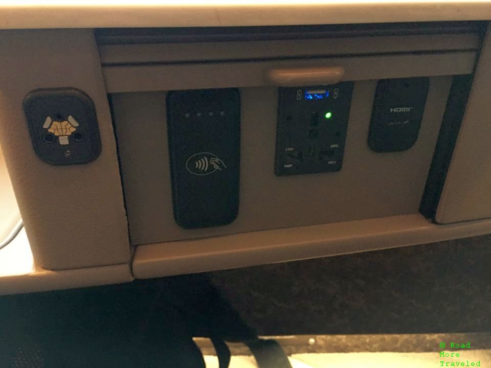 Singapore Airlines A380 Suites Class - main 110V/USB ports