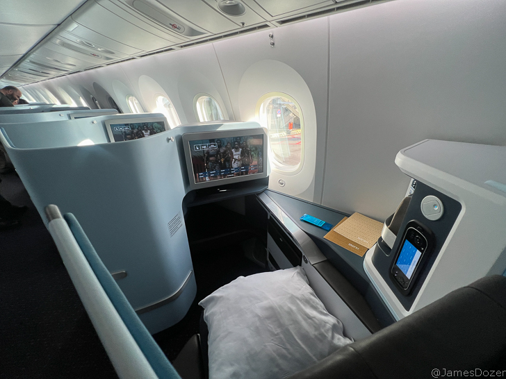 KLM Boeing 787-10 Business Class