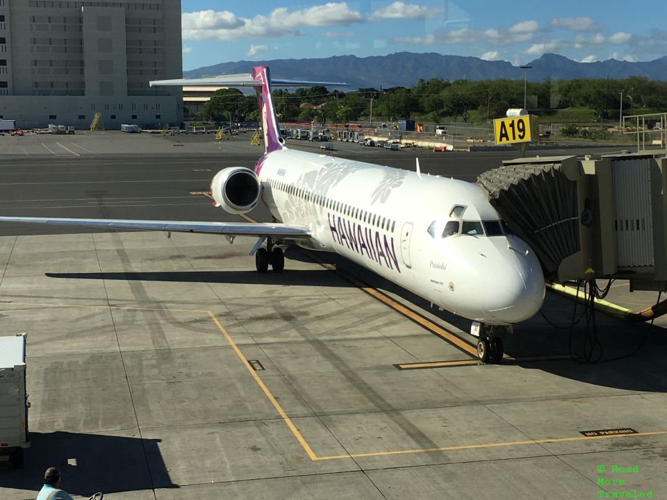 Hawaiian Airlines B717 at HNL