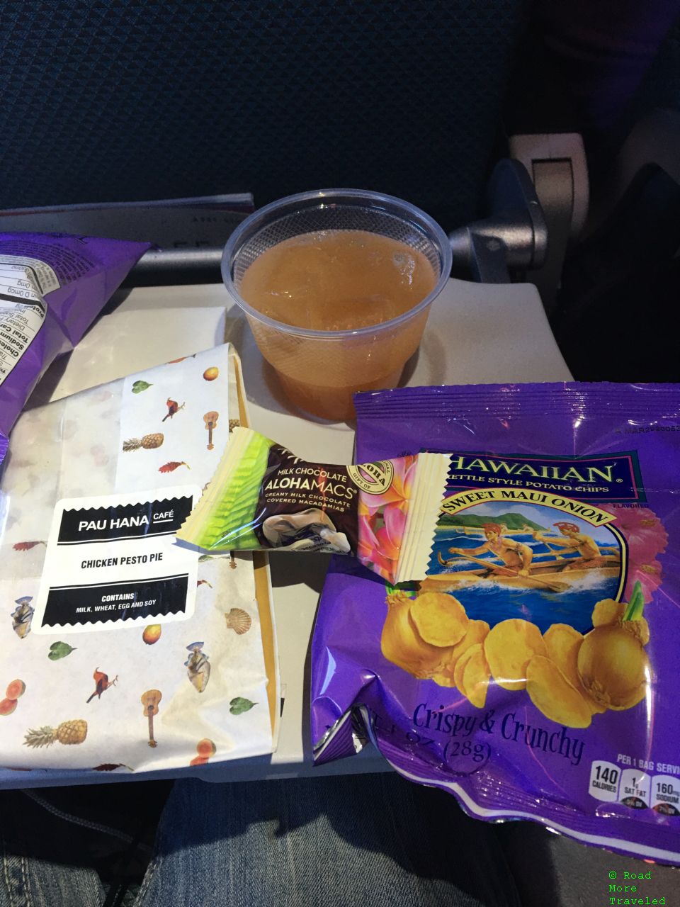 Hawaiian Airlines A321neo Extra Comfort - economy class meal