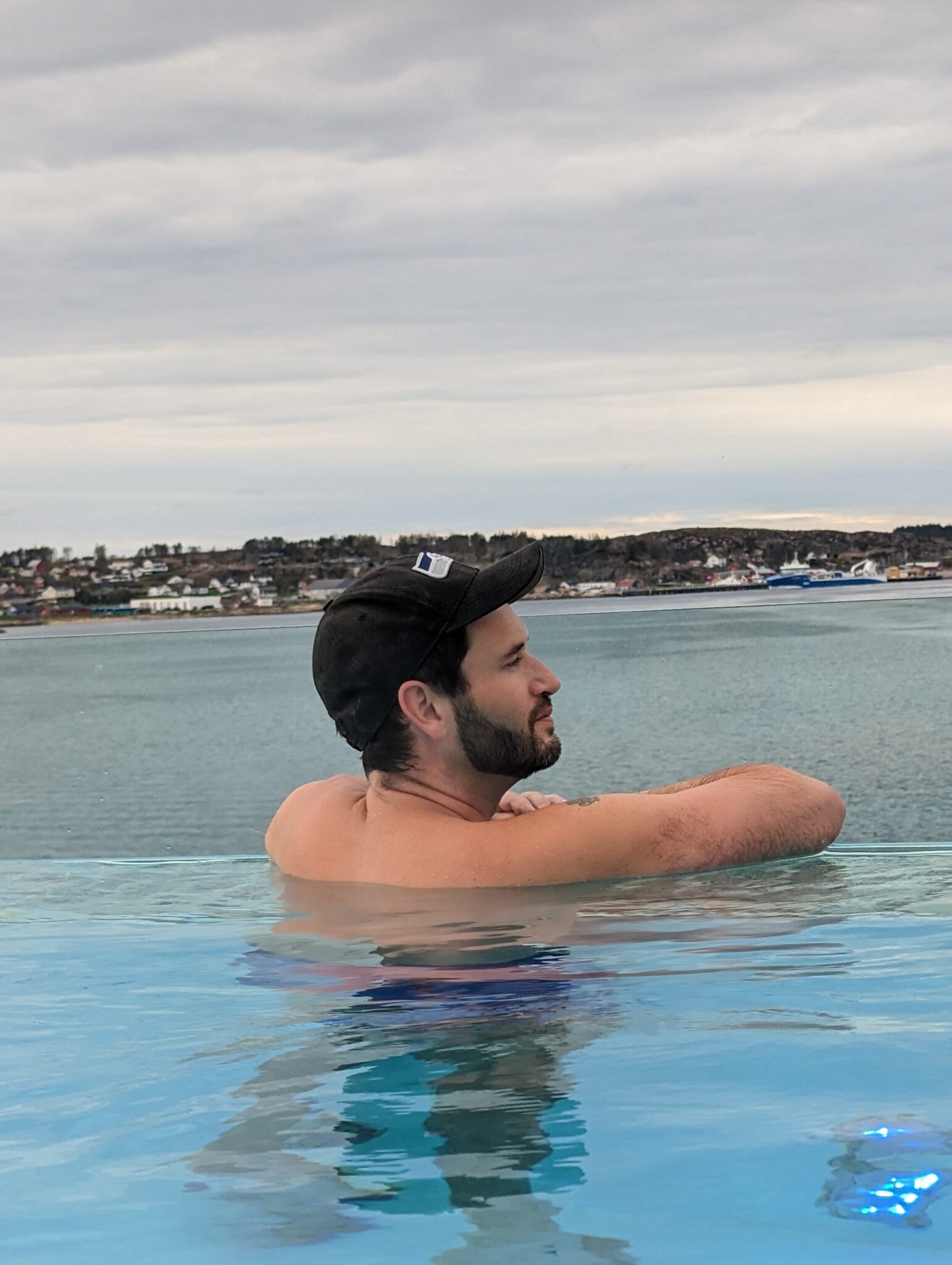 infinity pool cruise ship