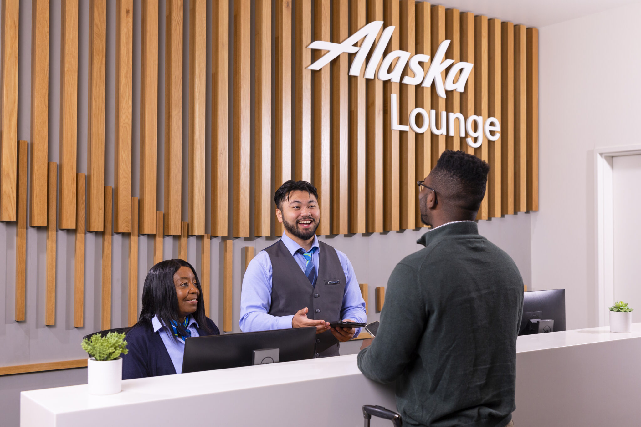 Alaska Airlines Renovated Concourse D Lounge Opens June 21