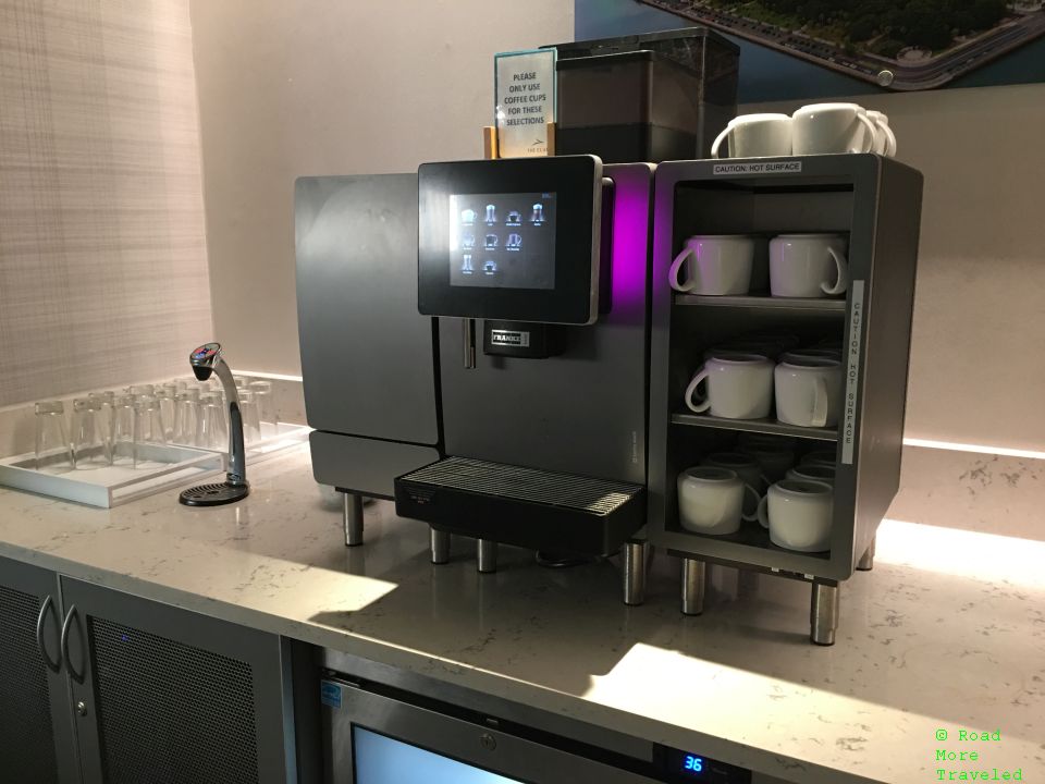 Push-button espresso machine