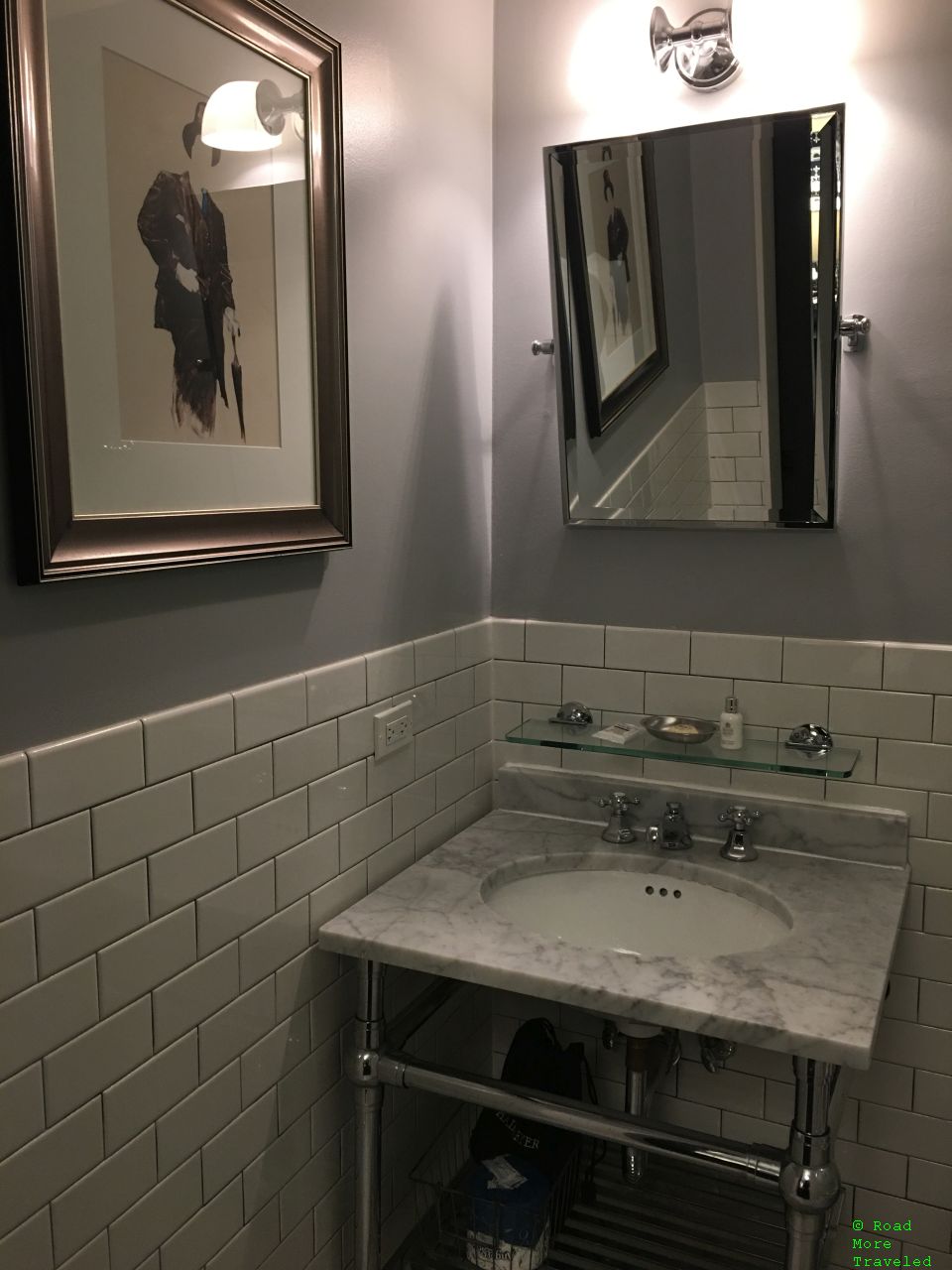 Q&C Hotel Bar, Autograph Collection by New Orleans - bathroom