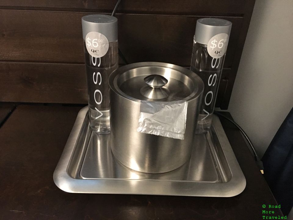 Q&C Hotel - ice bucket and bottled water