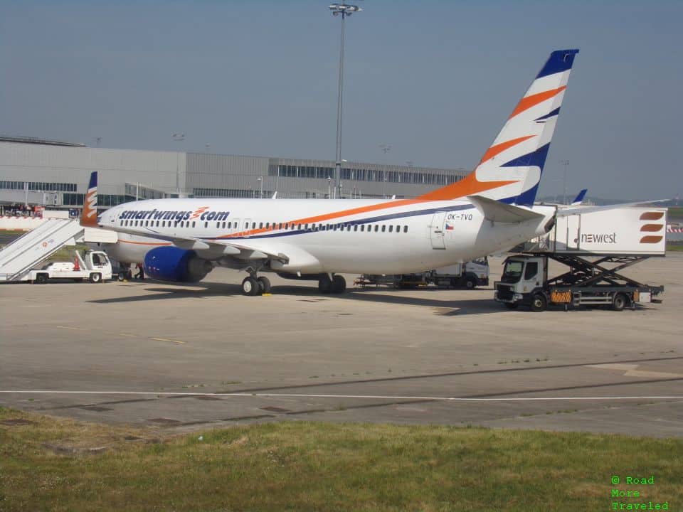 Sunwing 737-800 at CDG