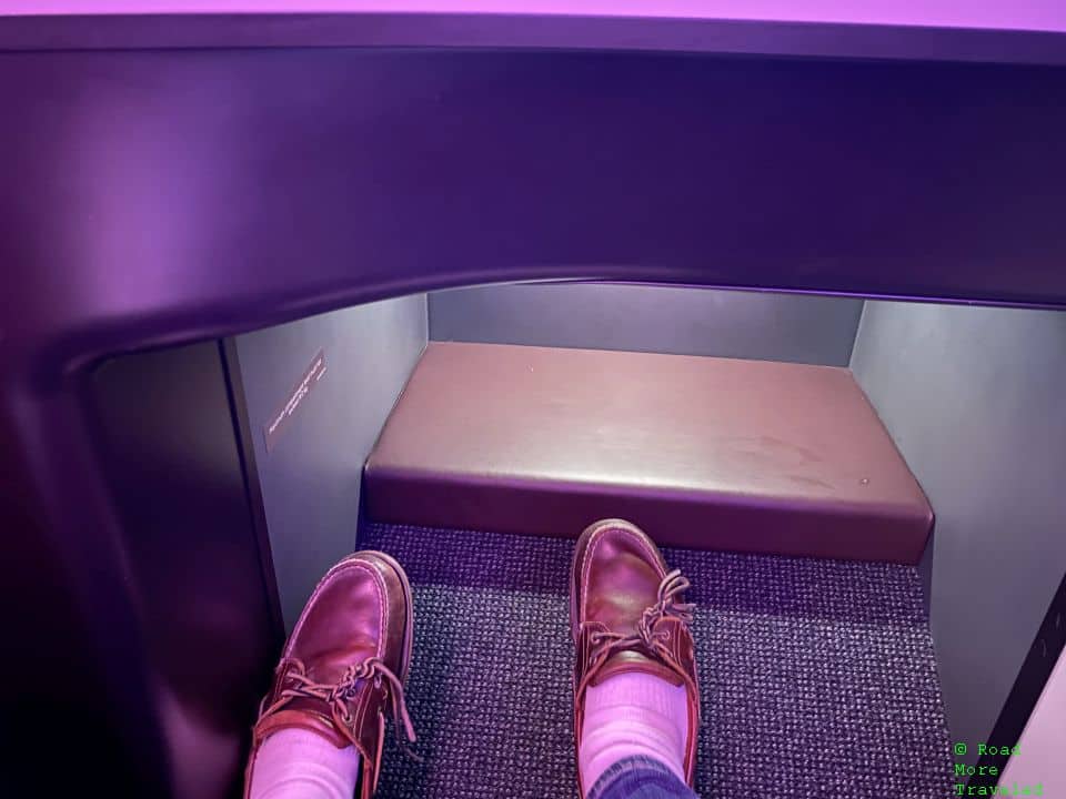 Virgin America A330-900neo Upper Class - footwell