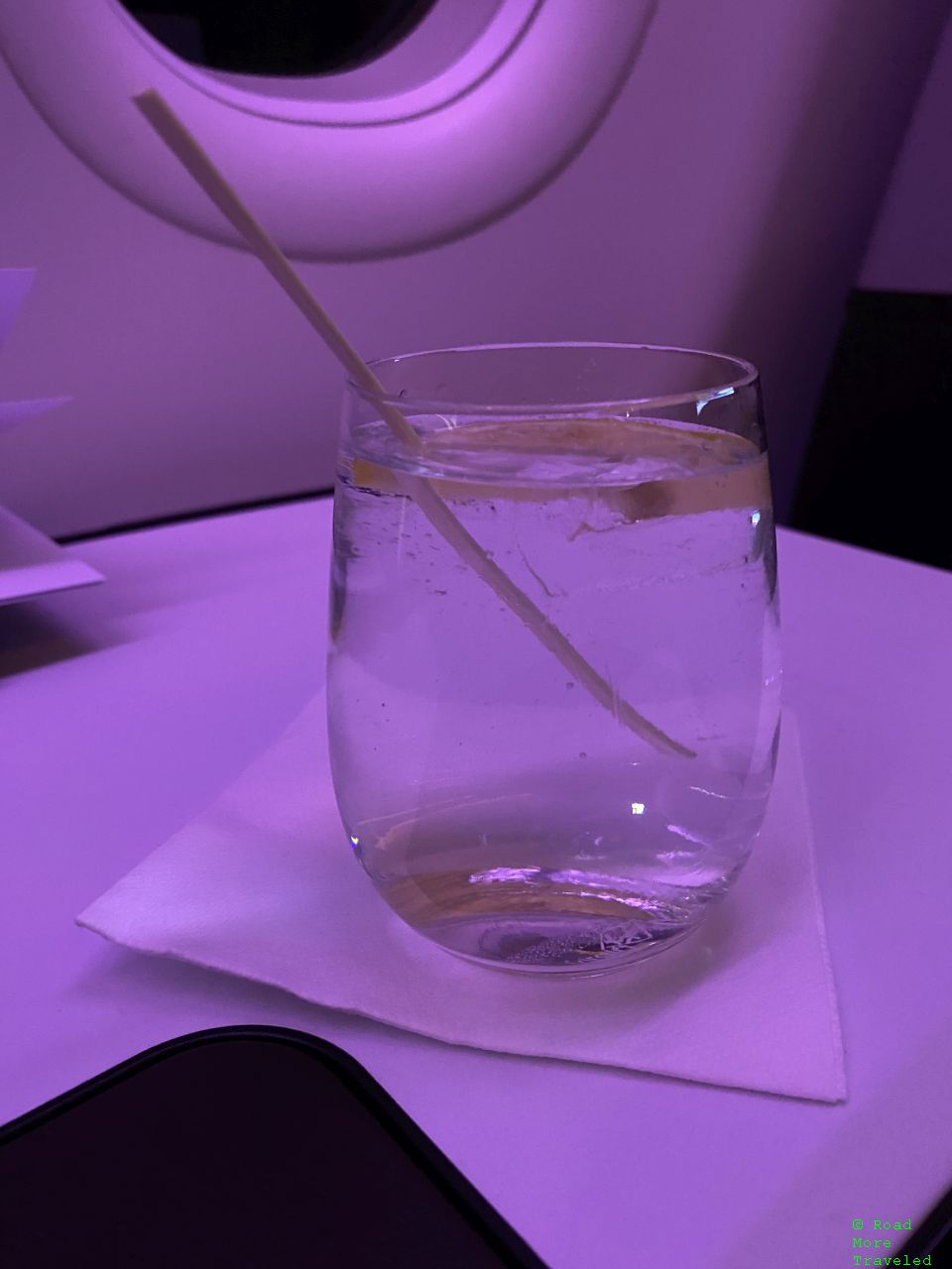 Virgin Atlantic A330-900neo Upper Class - gin & tonic