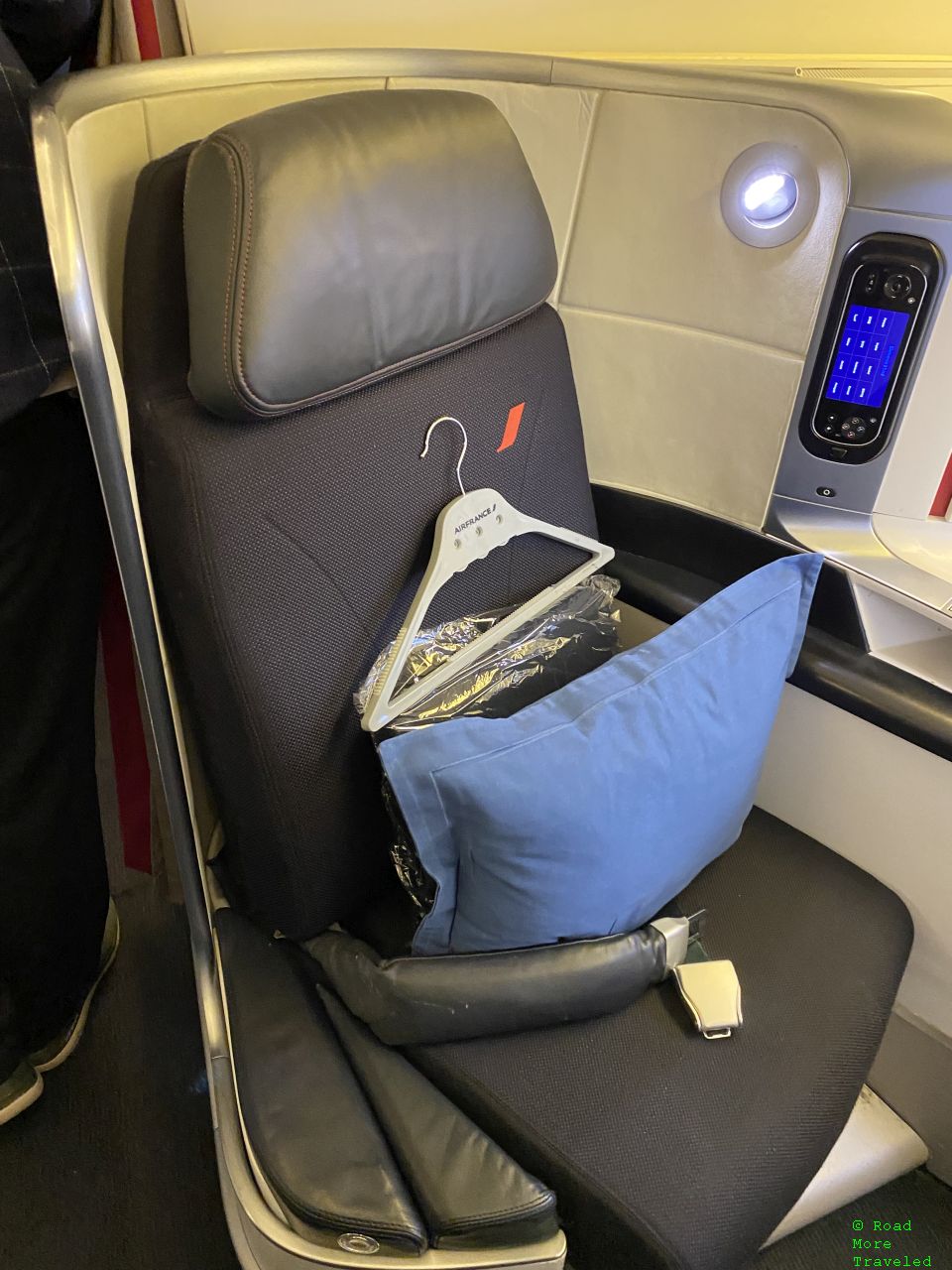 Air France B772 Business Class seat