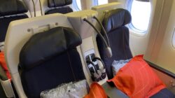 Air France B772 Premium Economy - seats