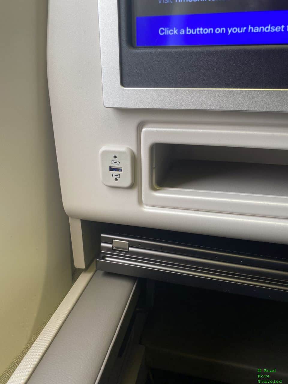 United Polaris additional USB port