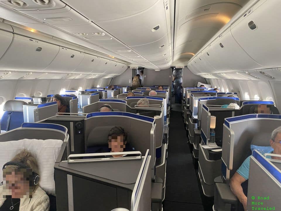 United 767-400 Polaris Business Class cabin configuration