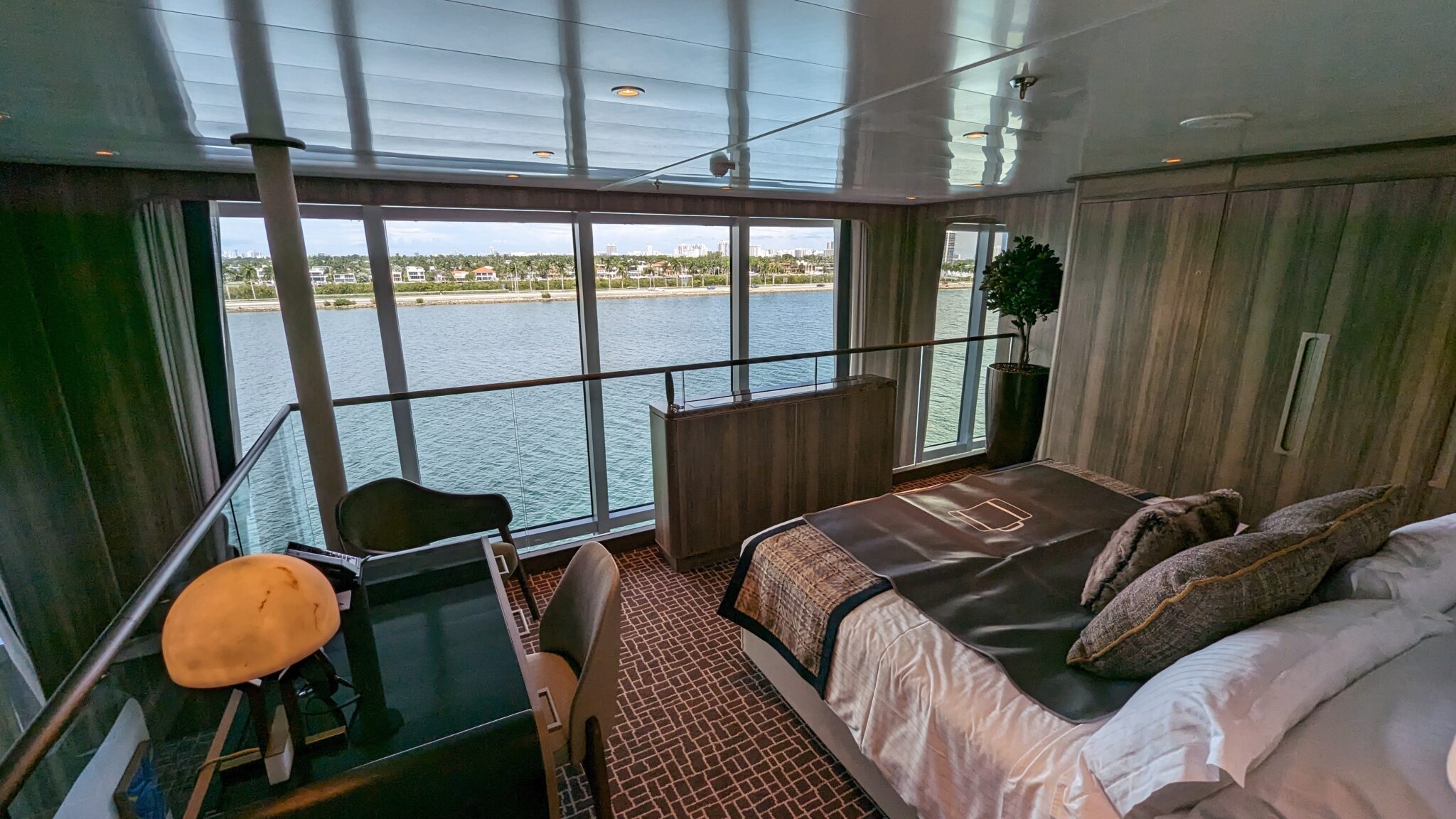 seabourn Venture Wintergaden Suite