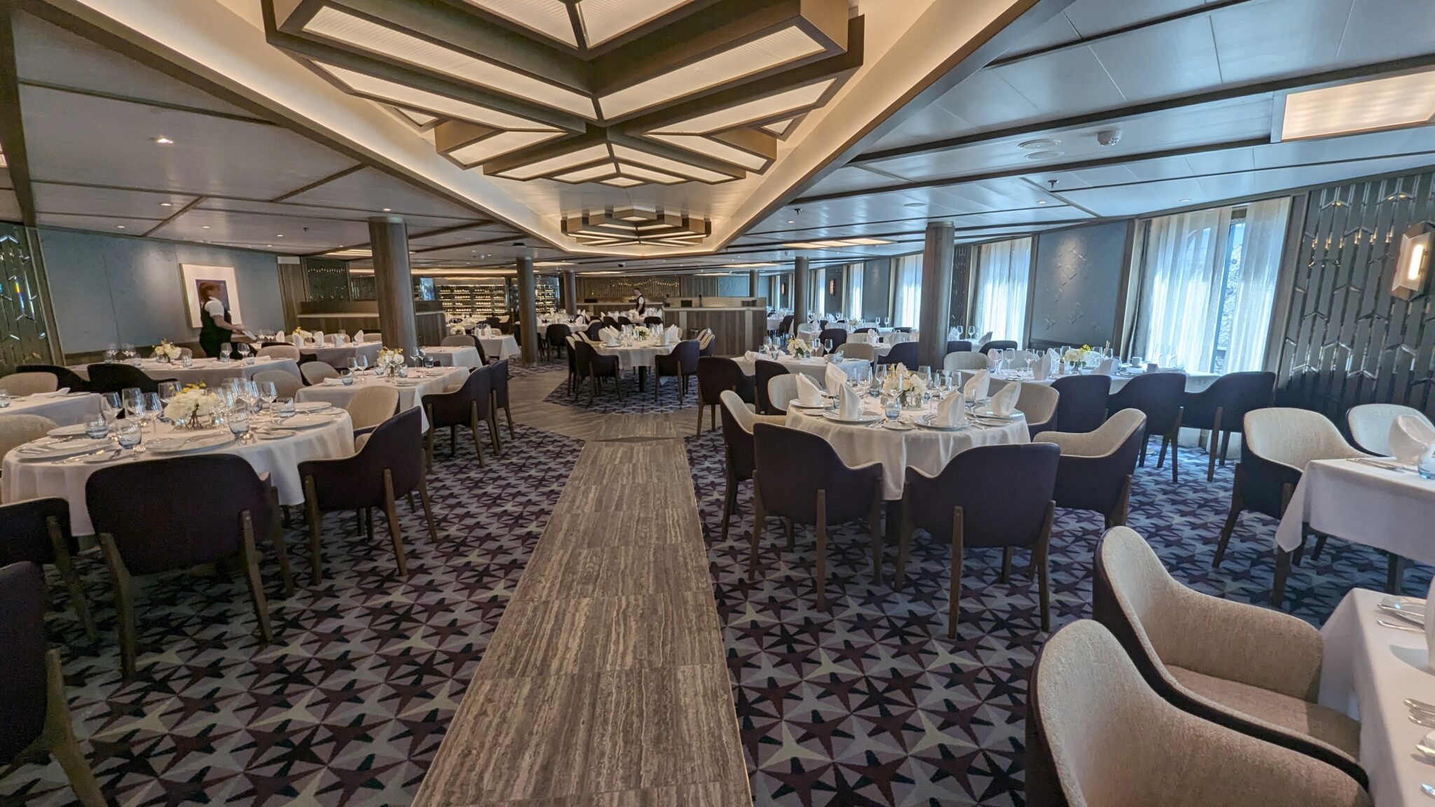 Seabourn venture restaurant