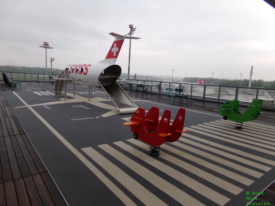 Children's play area at ZRH E Gates Observation Deck