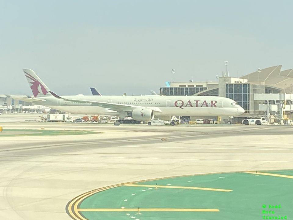Qatar Airways A350-1000 at LAX