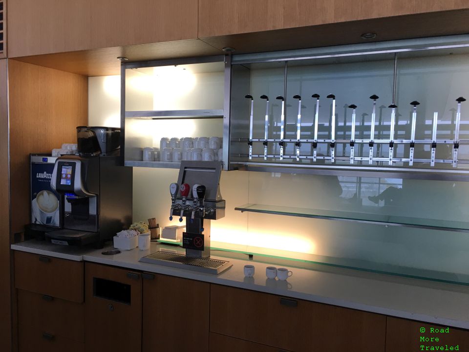 Air Canada Maple Leaf Lounge Toronto (International) - self-service coffee and beer