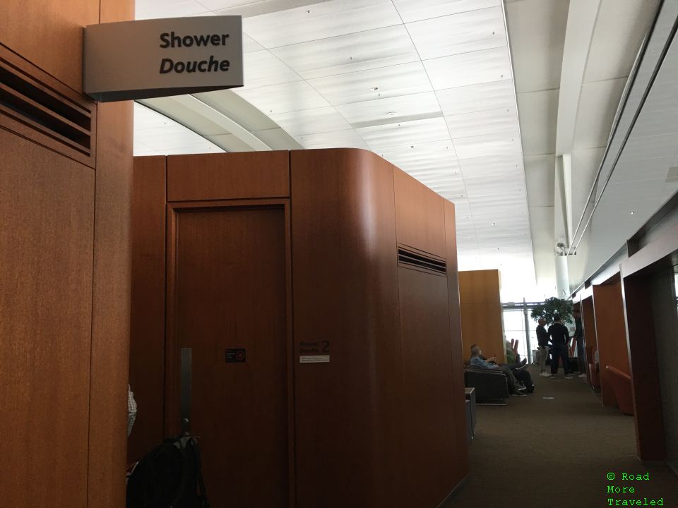 Air Canada Maple Leaf Lounge YYZ International shower room area
