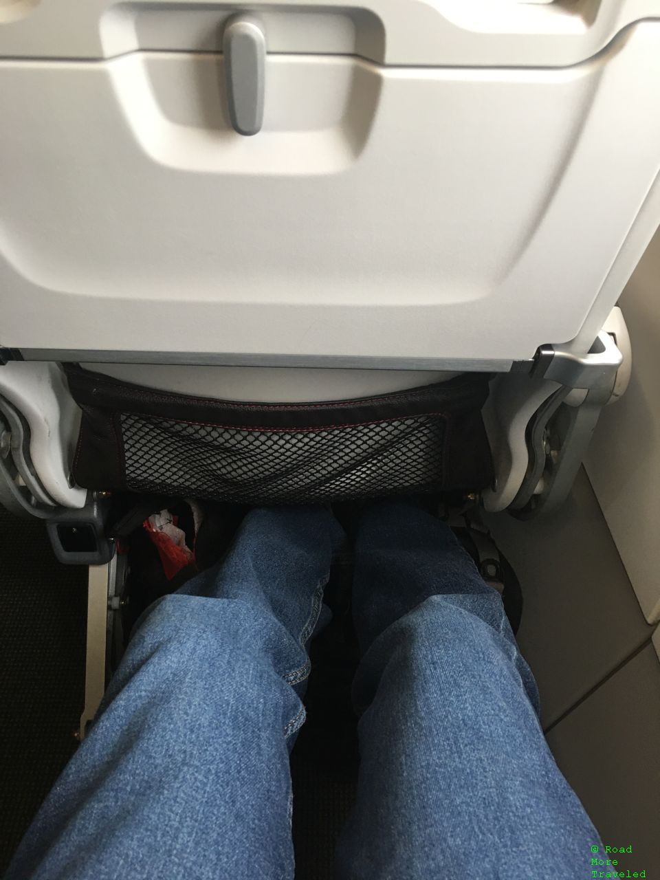 SWISS A321neo Business Class legroom