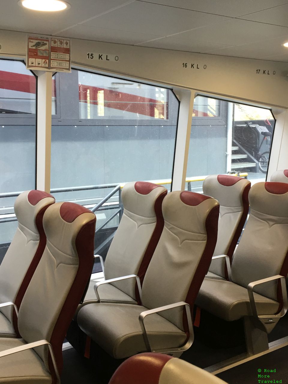 Twin City Liner standard seating