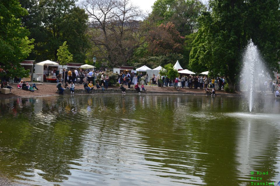 Genuss Region farmers market and food carts, Stadtpark, Vienna