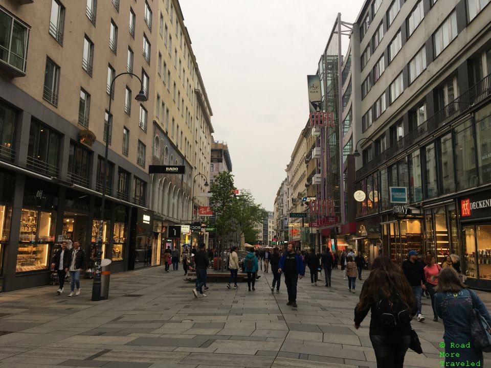 Enjoying a spring weekend in Vienna - Kärntner Straβe