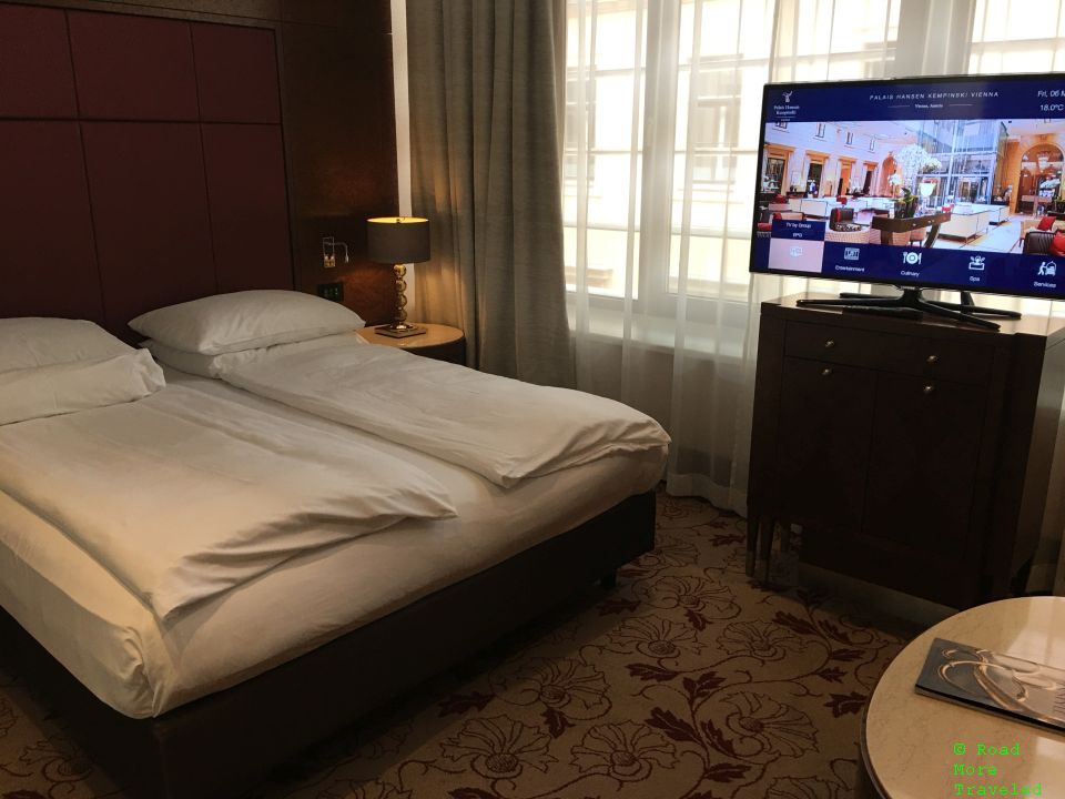Palais Hansen Kempinski Vienna - Superior Room bedroom