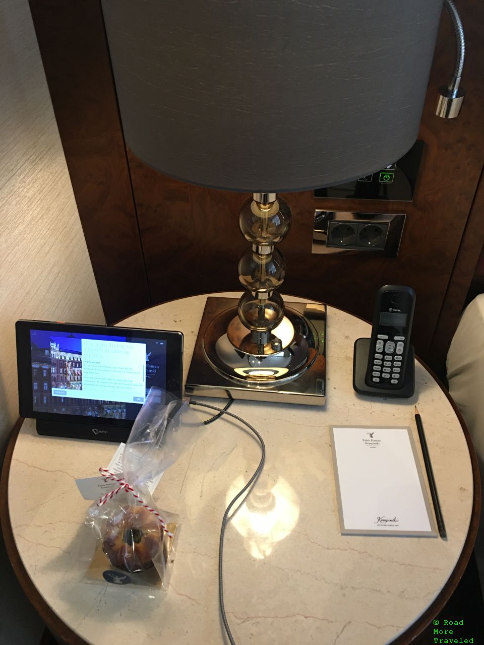 Palais Hansen Kempinski nightstand and welcome gift