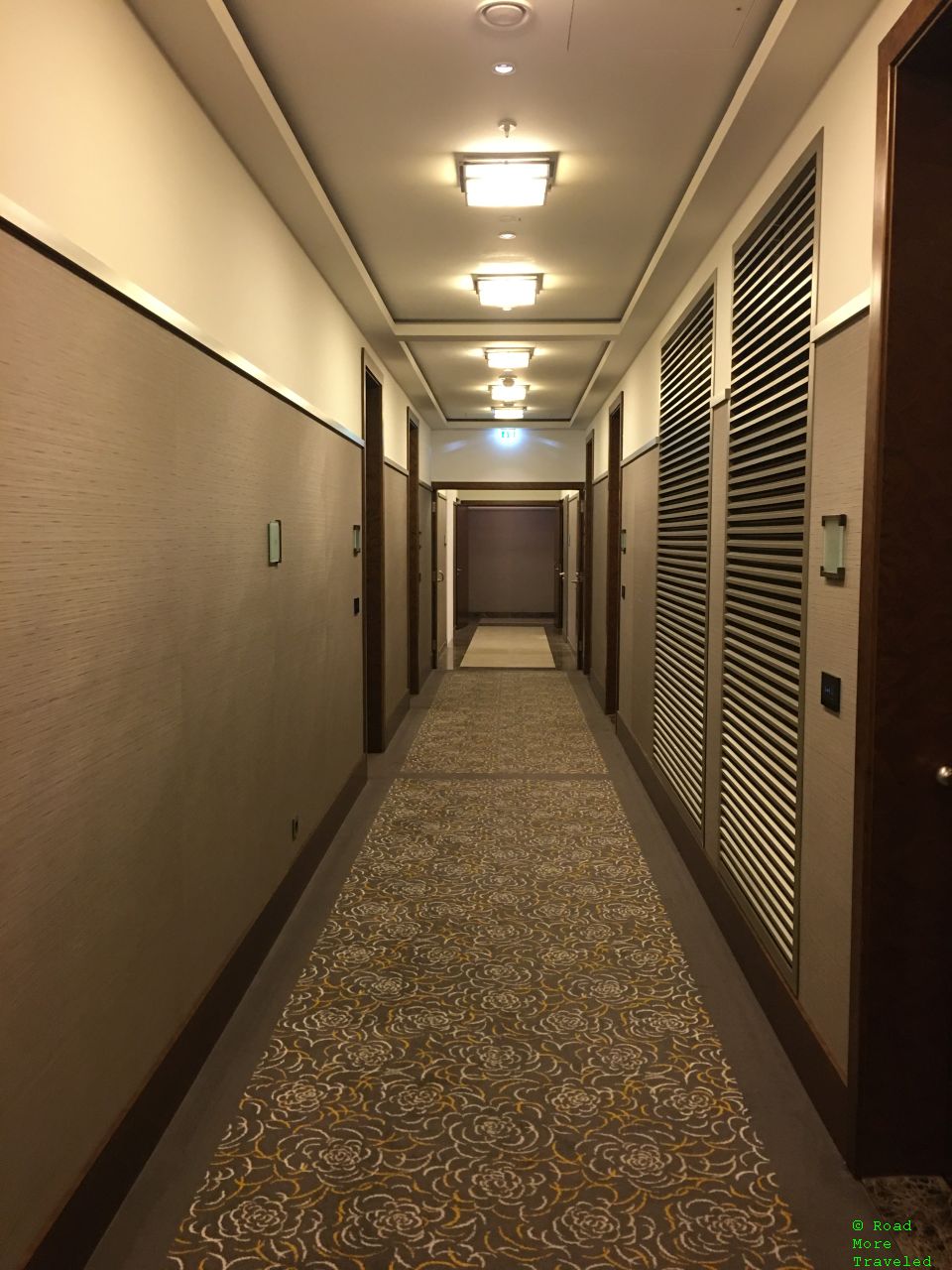 Palais Hansen Kempinski guest room corridors