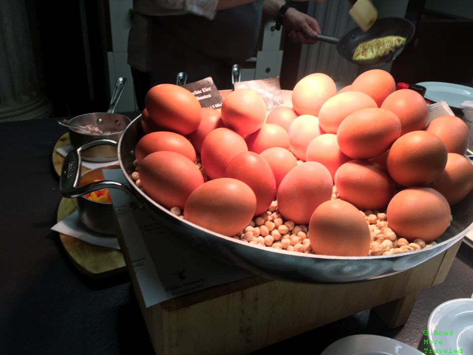 Palais Hansen Kempinski Vienna - omelette station