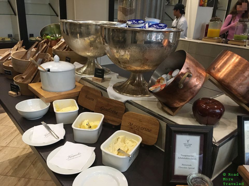 Palais Hansen Kempinski yogurt and juice