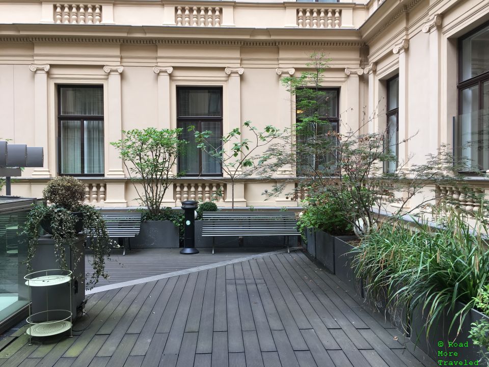 Outdoor terrace, Palais Hansen Kempinski
