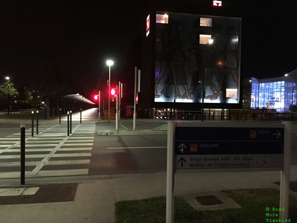 citizenM Paris Charles de Gaulle - entrance from airport walkway