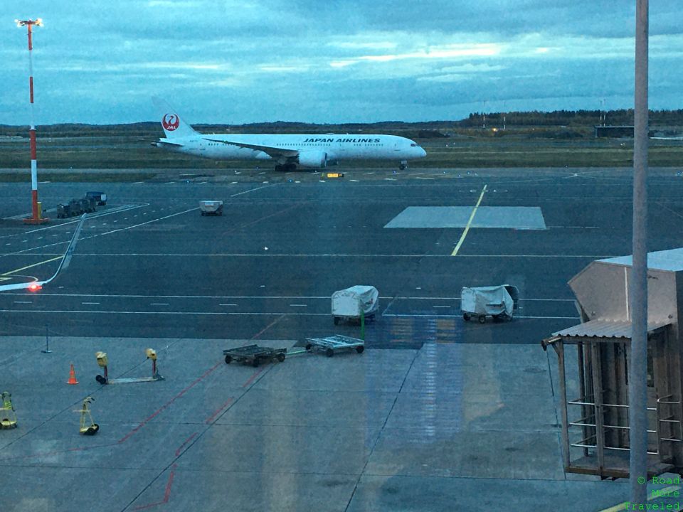 Japan Airlines 787 from Finnair Lounge HEL