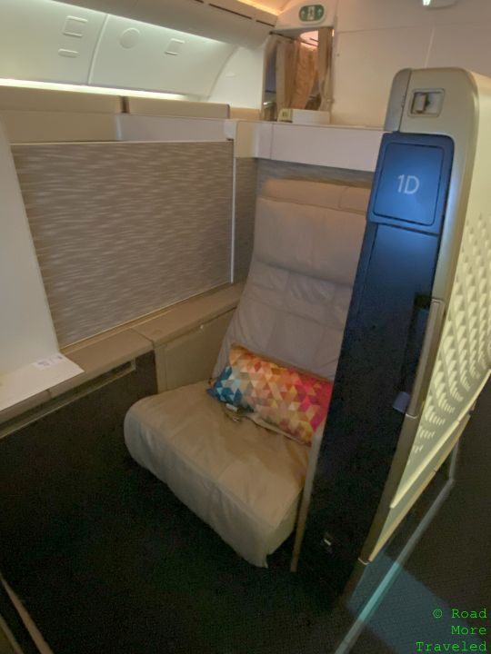 Etihad B787-9 First Class center seat