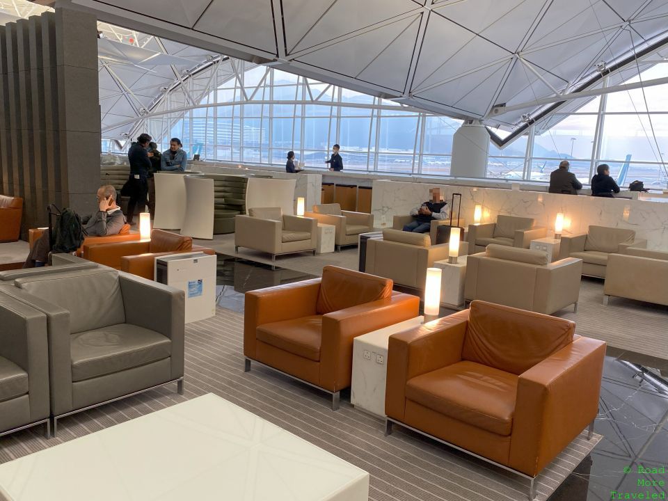 CX The Wing Business HKG additional main area seating