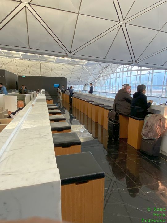 Cathay Pacific The Wing Business Lounge Hong Kong - The Long Bar