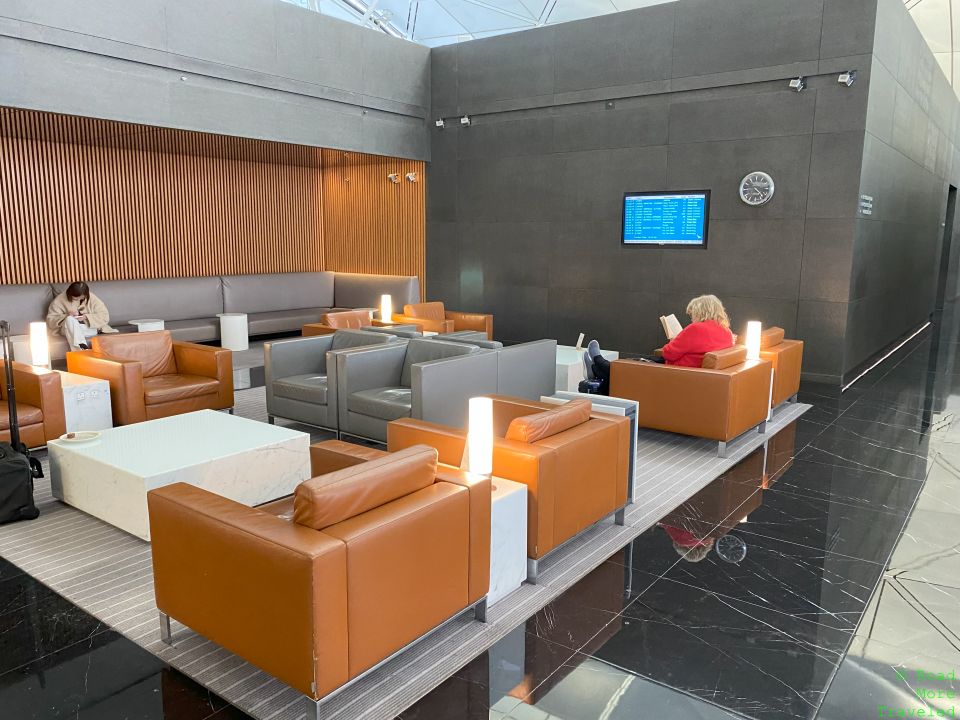 Cathay Pacific The Wing Business Lounge Hong Kong main lounge seating