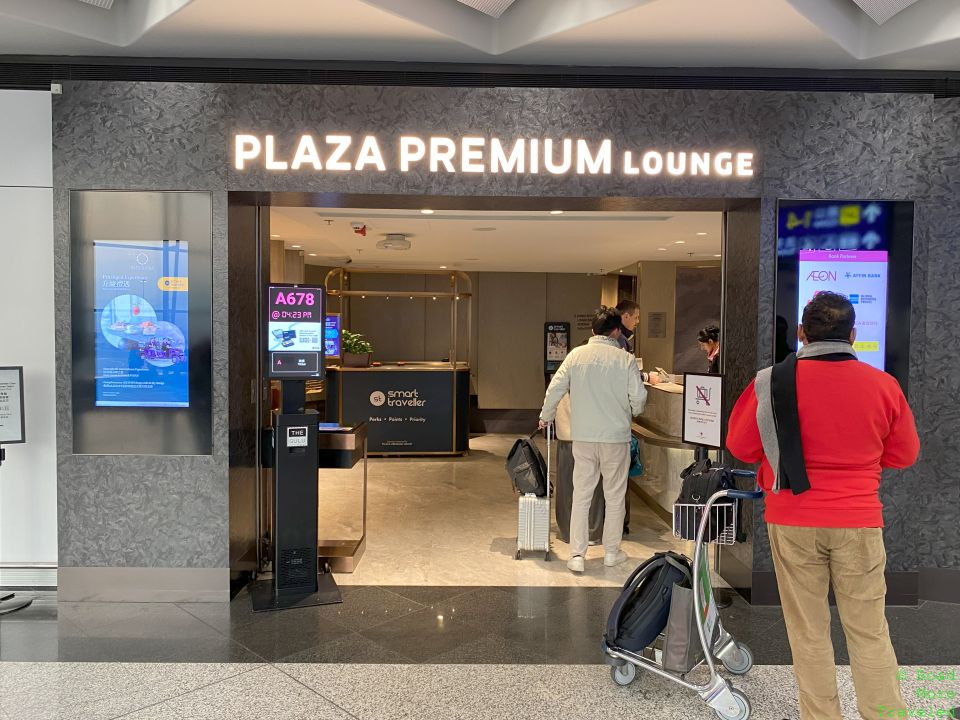Plaza Premium Lounge Hong Kong Gate 1