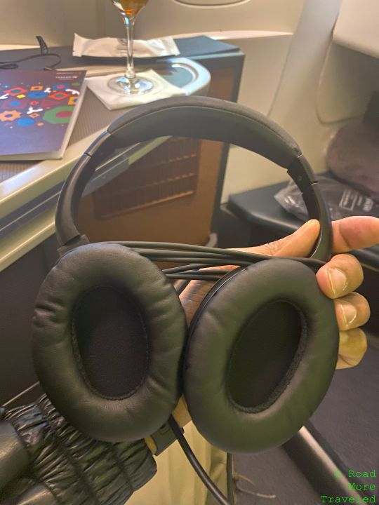 QR 77W J headphones