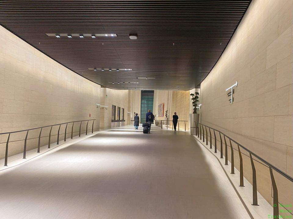 QR Al Safwa Lounge museum corridor