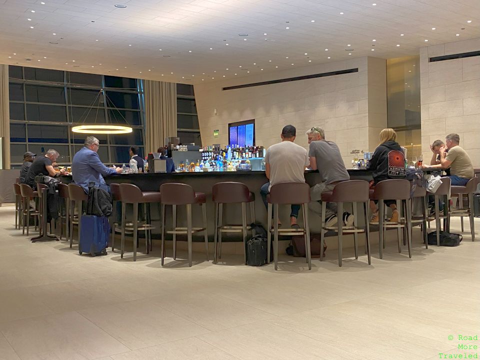 Qatar Airways Al Safwa First Lounge bar