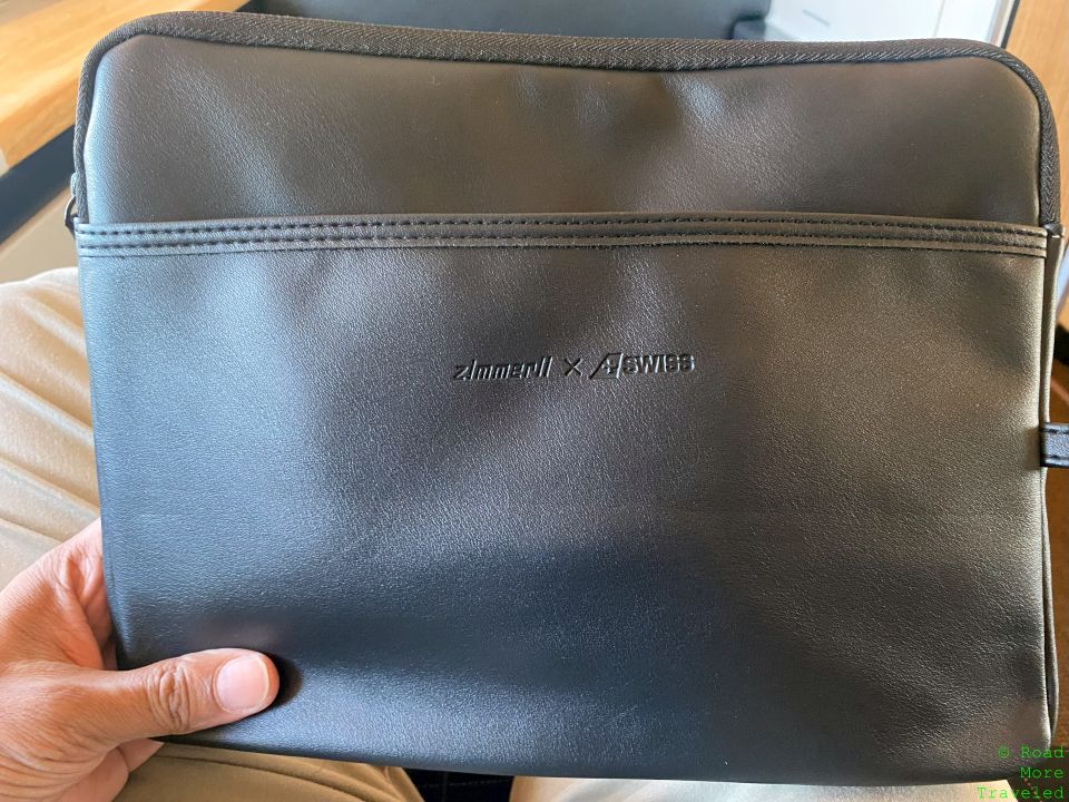 SWISS B777-300ER First Class amenity kit