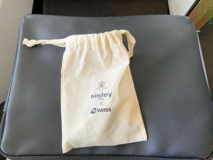 SWISS B777-300ER First Class Sisley bag