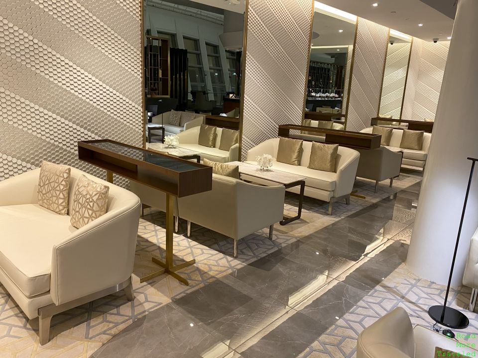 EY F Lounge AUH main seating - couches