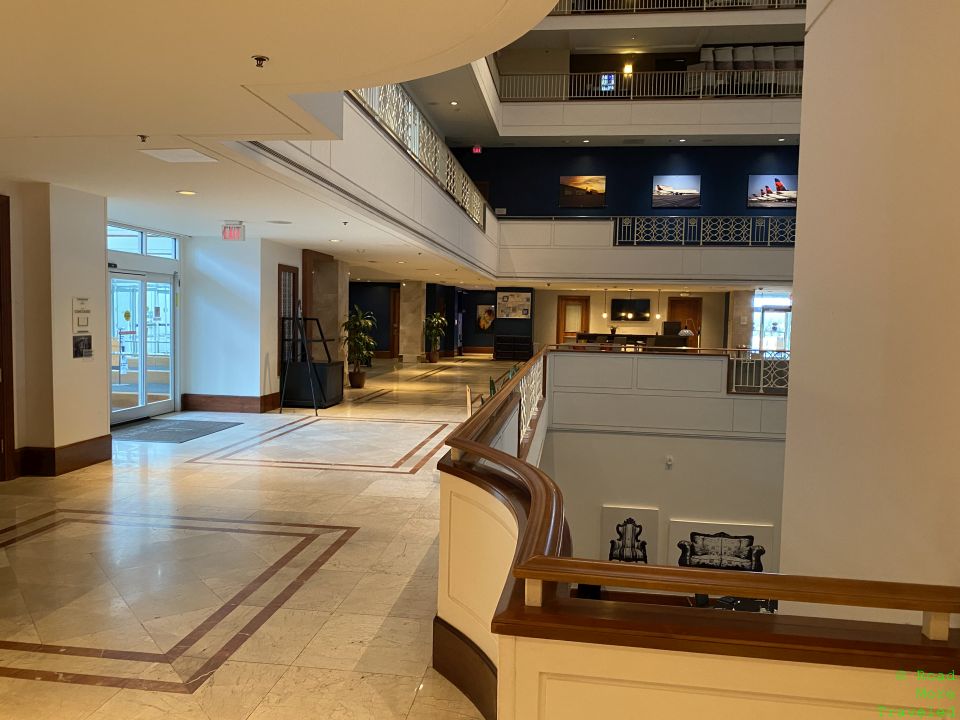 Renaissance Concourse Atlanta Airport Hotel - lobby