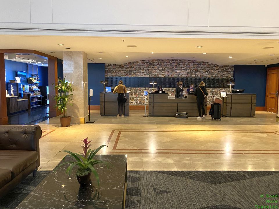 Reception desk - Renaissance ATL
