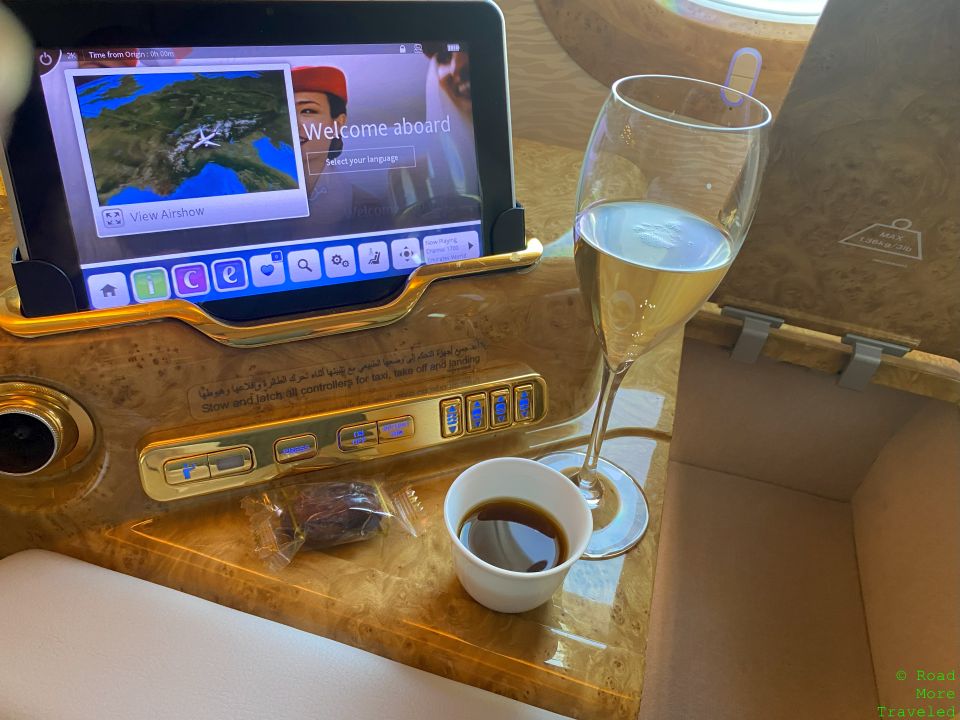 Emirates B777-300ER First Class - Arabic coffee and dates